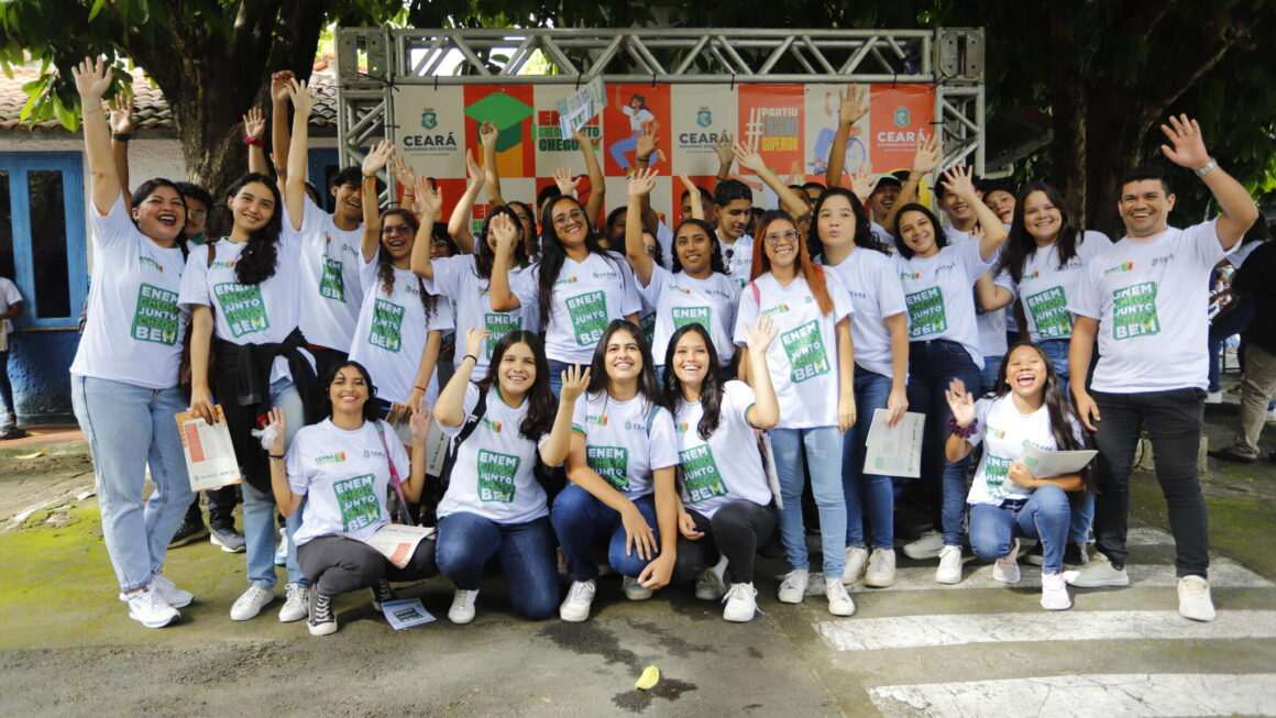 Escolas estaduais do Ceará estão entre as públicas com notas de 950 a 1000 pontos na redação Enem 2024