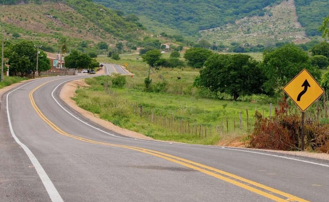 Chegada de nova Areninha e pavimentação da CE-276 é festejada pela população de Iracema no interior do Ceará