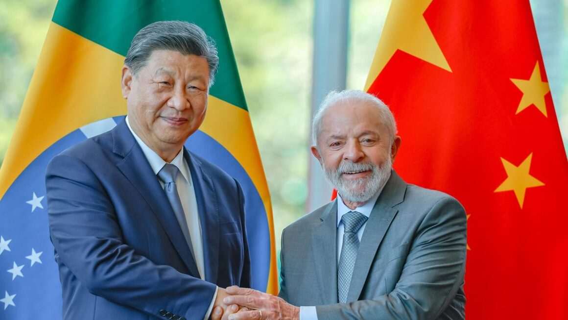 Brasil e China devem fechar 16 acordos em nova visita de Lula a Pequim