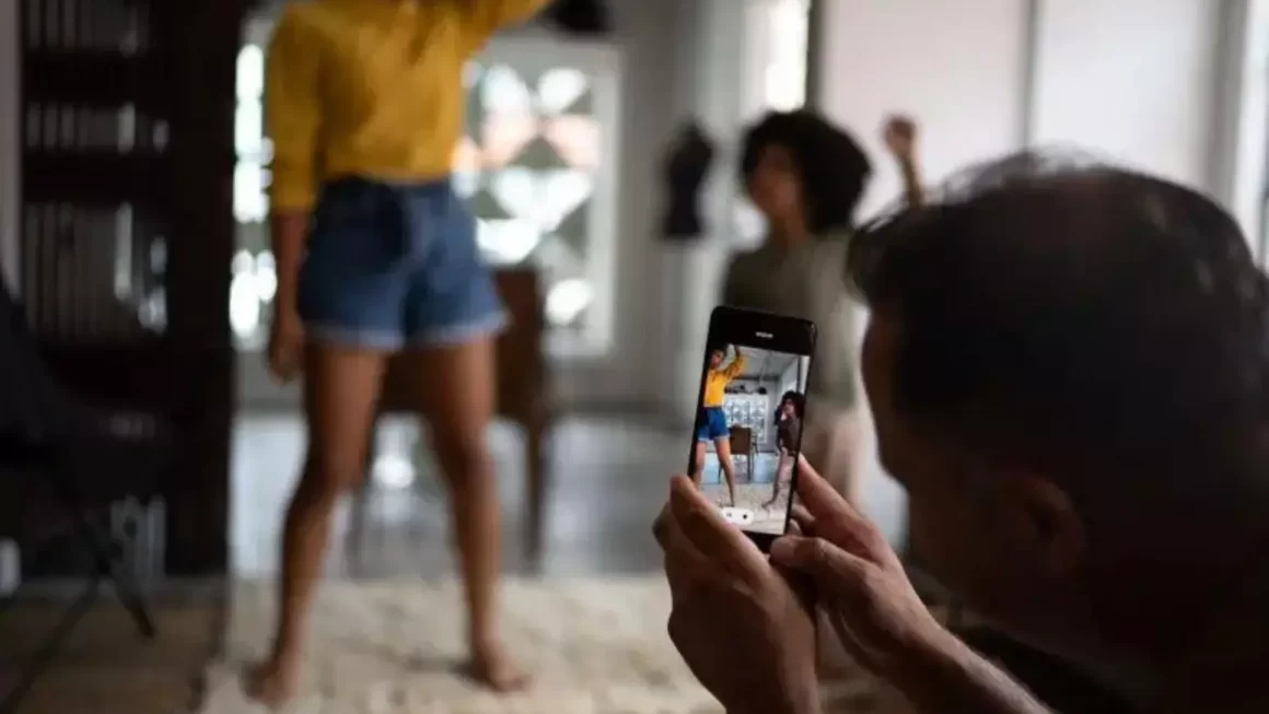 Projeto contra adultização de crianças nas redes sociais é aprovado na Câmara dos Deputados