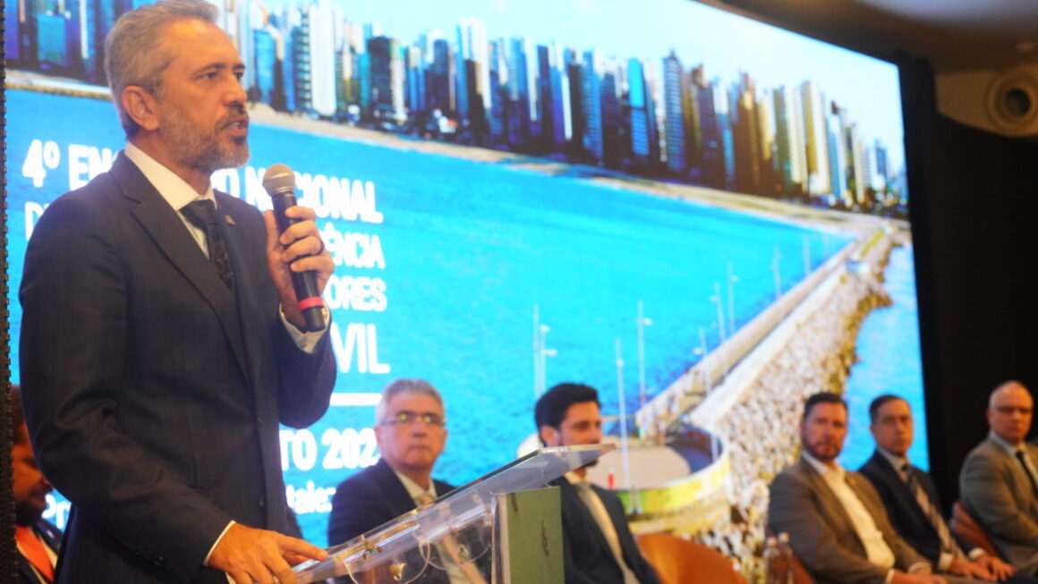 Fortalecimento de ações conjuntas foram destacadas pelo Governador do Ceará Elmano de Freitas no encontro nacional de chefes das polícias Civis