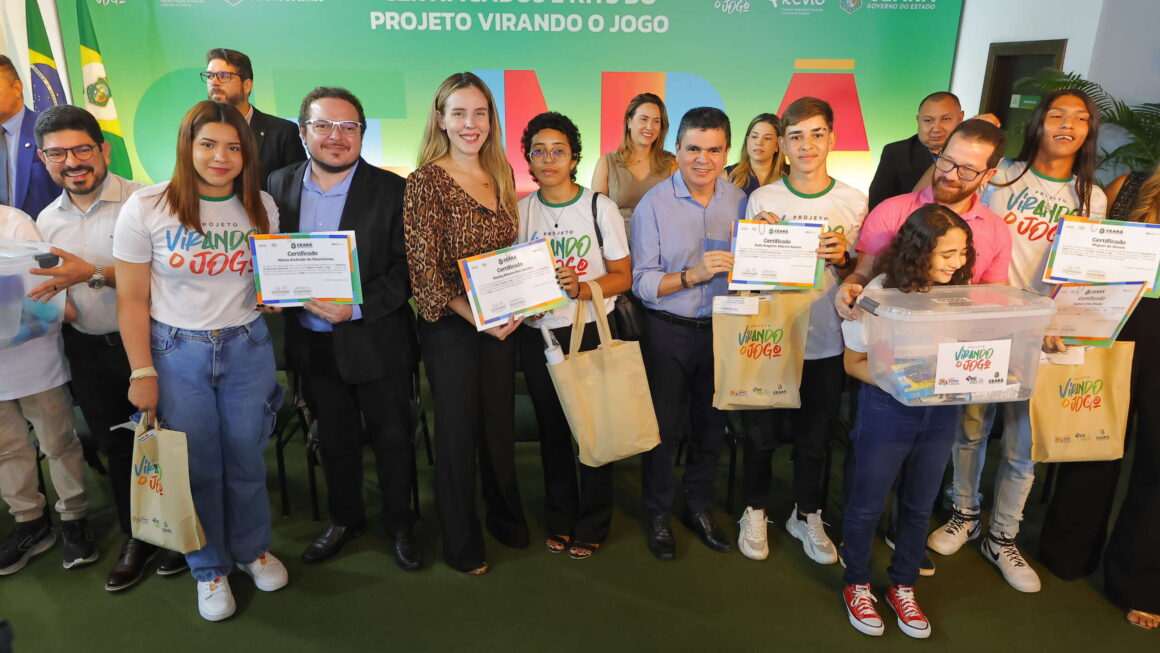 “Projeto Virando o Jogo” do Governo do Ceará certifica mais de 700 jovens de comunidades vulneráveis para o mercado de trabalho e empreendedorismo
