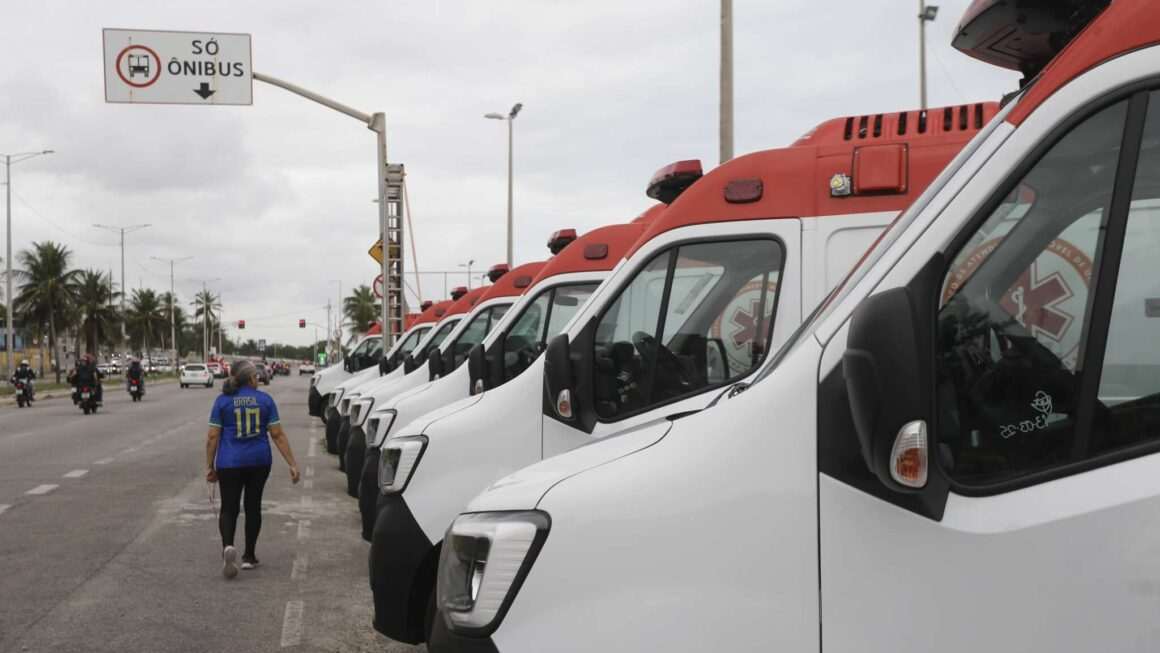 Novas 25 ambulâncias para foram entregues ao Samu Ceará para reforçar o atendimento à população