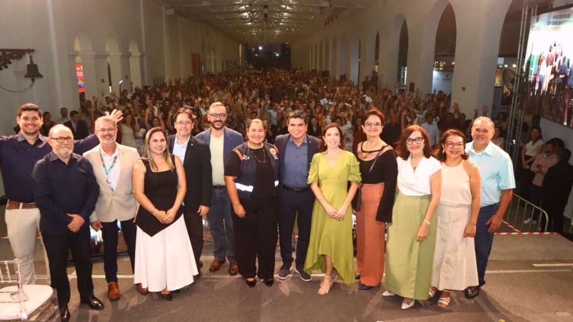 Mais saúde para todos! Governo do Ceará empossa 198 novos profissionais