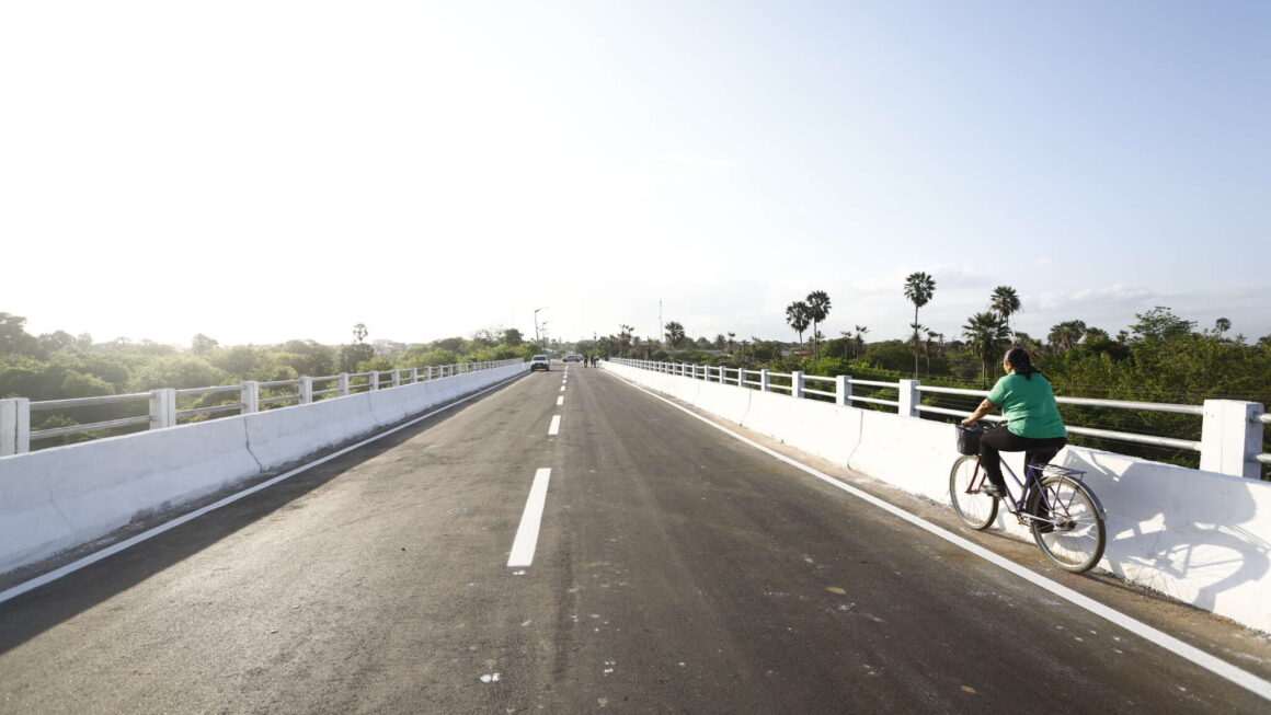 Governo do Ceará investe mais de R$ 16 milhões em urbanização e entrega ponte restaurada em São Gonçalo do Amarante