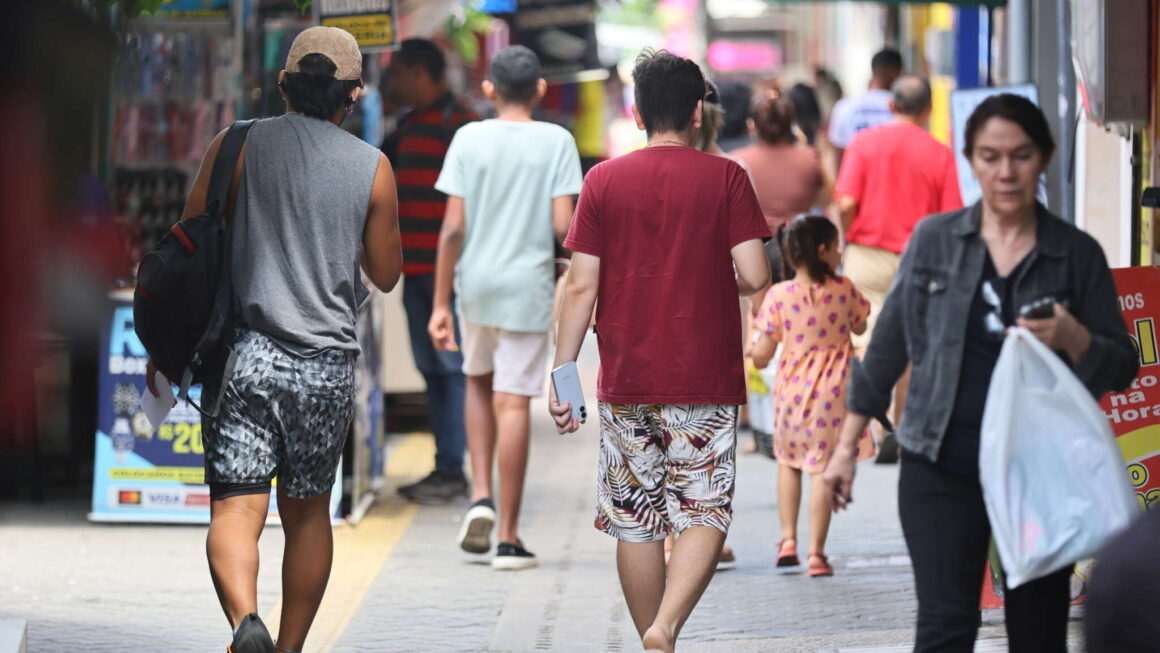 CEARÁ DISPARA NA ECONOMIA | PIB CRESCE 2,87% E LIDERA COM FORÇA DOS SERVIÇOS