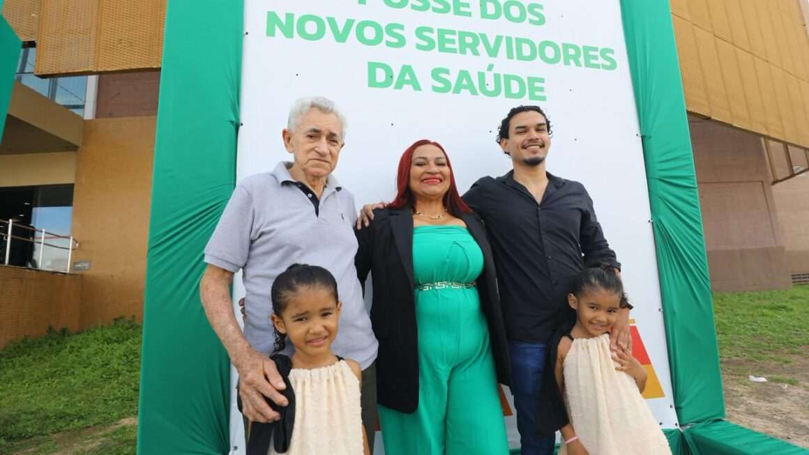 REFORÇO NA SAÚDE: GOVERNO DO CEARÁ EMPOSSA 856 NOVOS PROFISSIONAIS