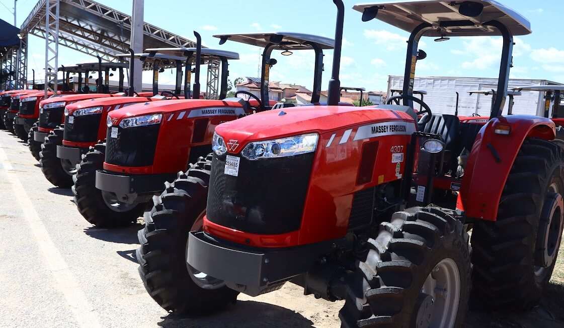QUASE R$ 300 MILHÕES: GOVERNO DO CEARÁ APOSTA FORTE NO DESENVOLVIMENTO DO INTERIOR