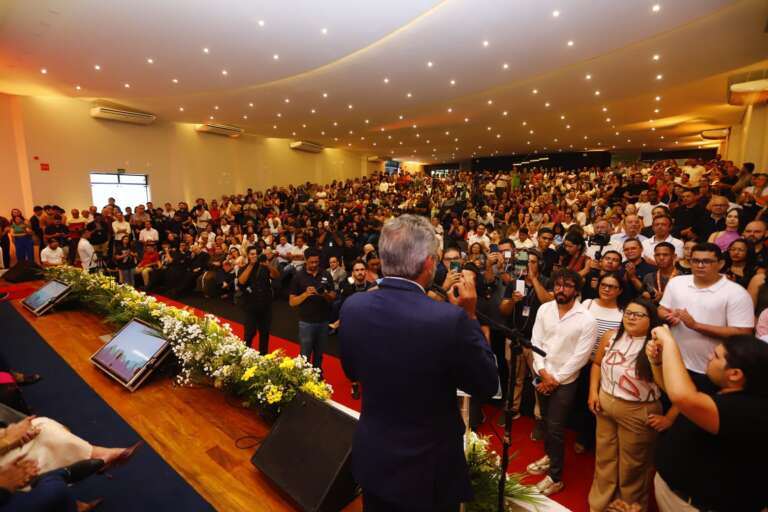 Governo do Ceará entrega novo memorial Padre Cícero e emociona fiéis