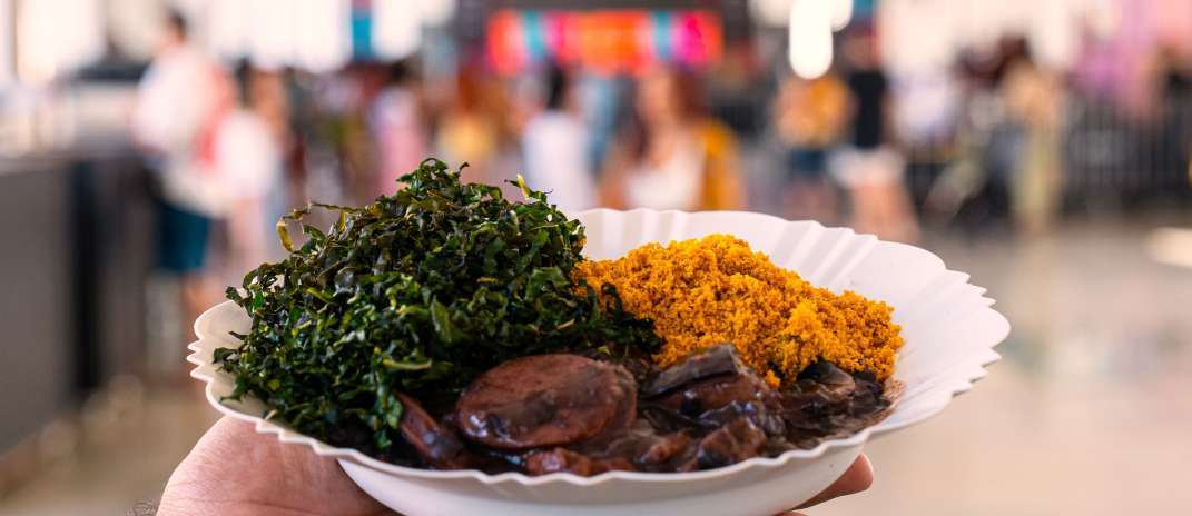 FEIJOADA DE SÃO JORGE E SHOW DE CARROS CLÁSSICOS AGITAM A ESTAÇÃO DAS ARTES