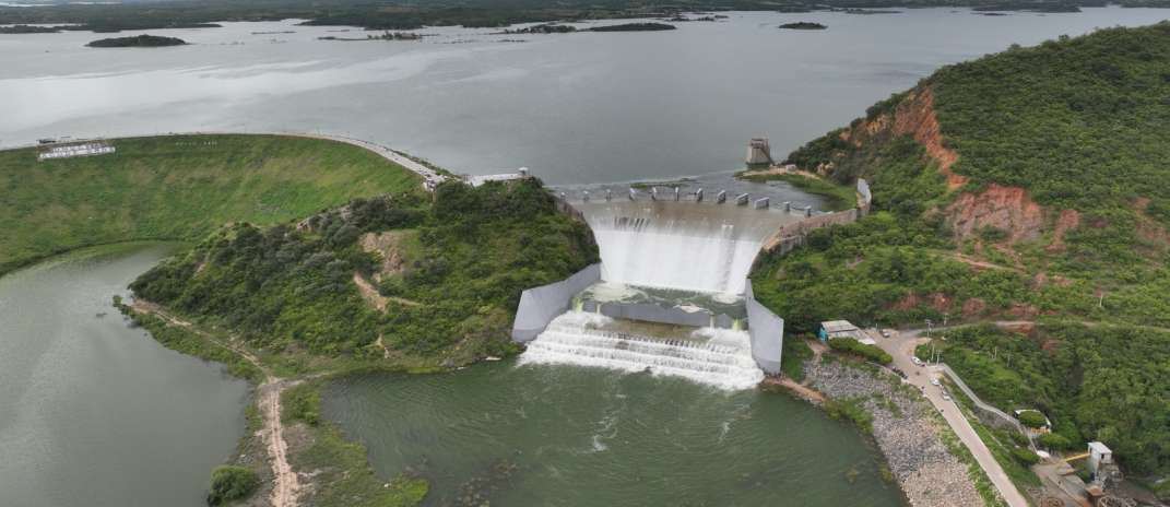 CEARÁ ATINGE 50% DAS RESERVAS DE ÁGUA E RENOVA ESPERANÇA