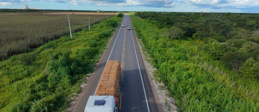 GOVERNO DO CEARÁ INVESTE R$ 61,5 MILHÕES E TRANSFORMA TRECHO ESTRATÉGICO DA CE-377