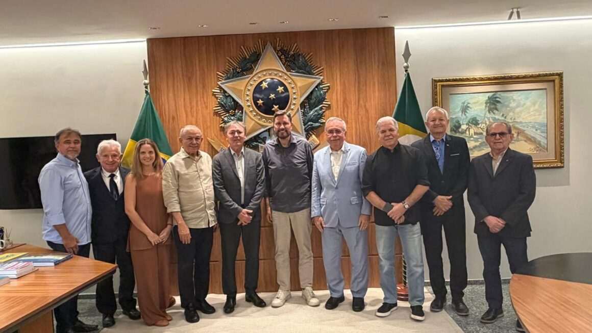 CDL Fortaleza e Faculdade CDL levam projeto Capacita CE à Assembleia Legislativa do Ceará